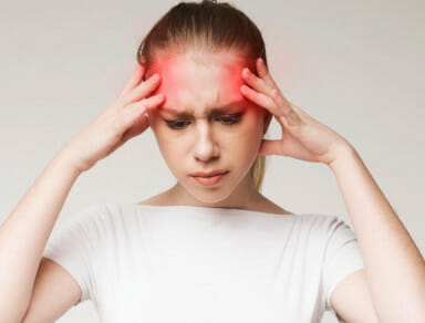 Мигрень при приеме противозачаточных