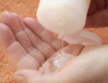 Презерватив в виде геля